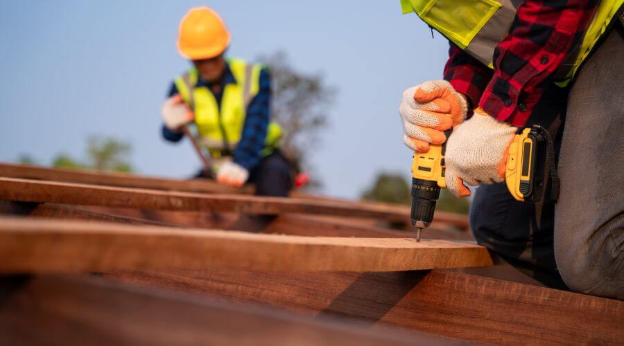 Local Siding Services in Huggins, MO